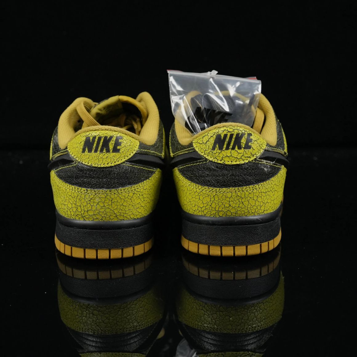 Dunk Low 'Halloween Skull' HV6103-300