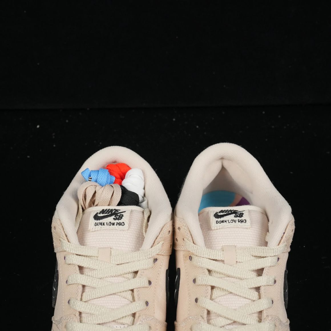 Albino & Preto x Dunk Low SB 'Jiu-Jitsu' FD2627-200