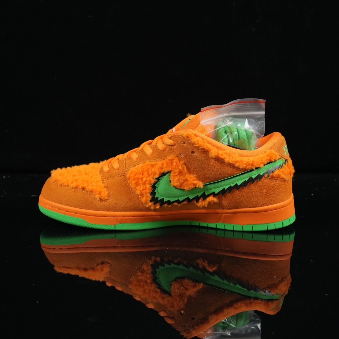 Grateful Dead x Dunk Low SB 'Orange Bear' CJ5378-800