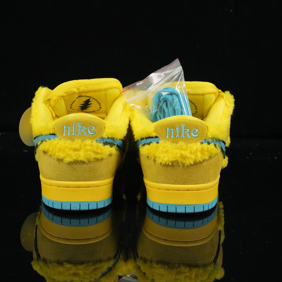 Grateful Dead x Dunk Low SB 'Yellow Bear' CJ5378-700