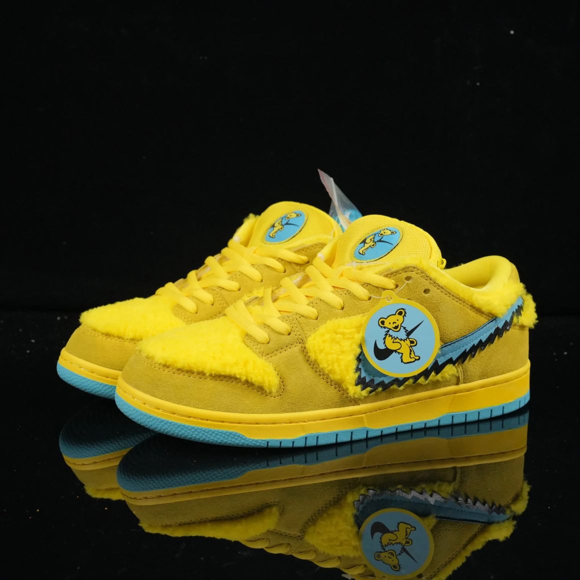 Grateful Dead x Dunk Low SB 'Yellow Bear' CJ5378-700