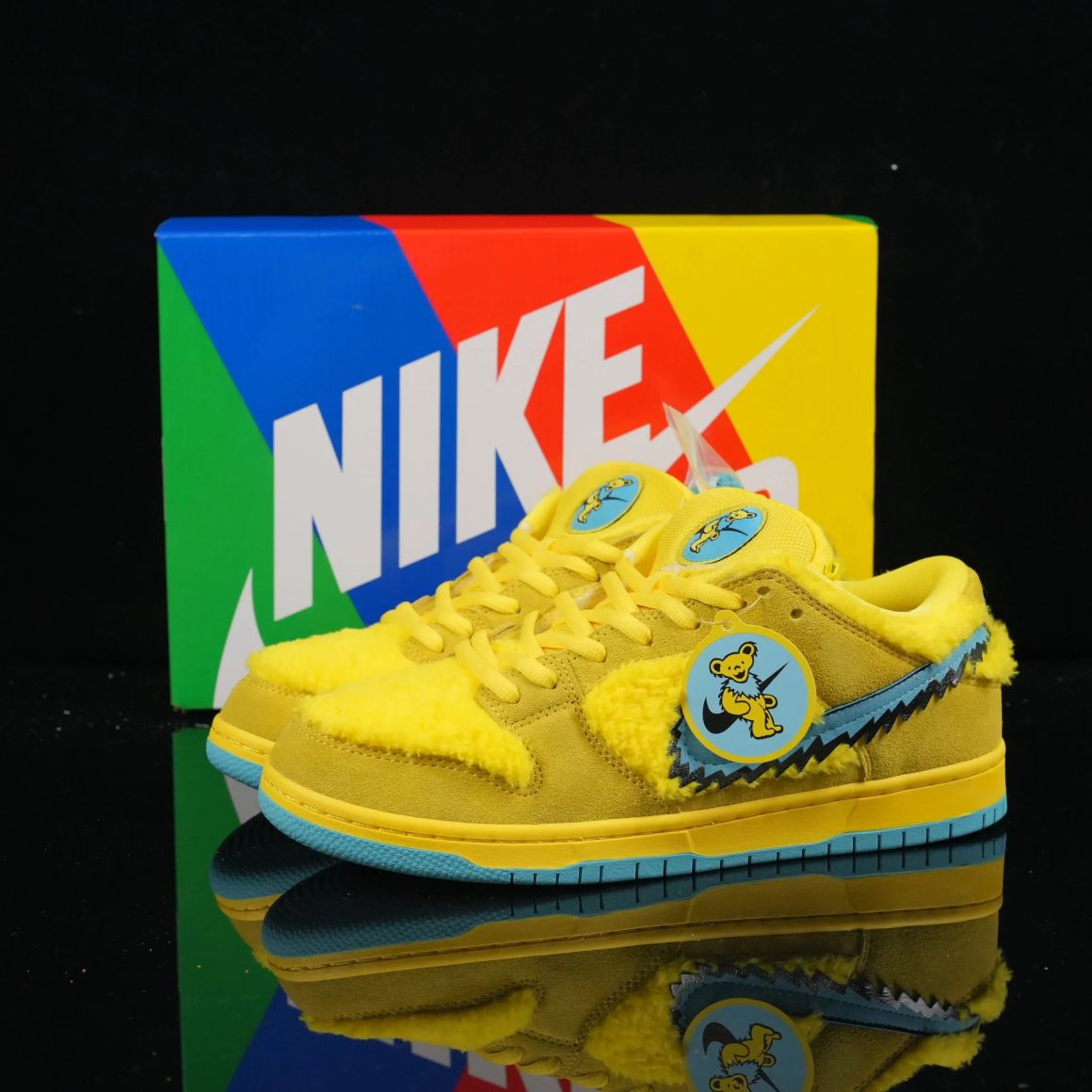 Grateful Dead x Dunk Low SB 'Yellow Bear' CJ5378-700