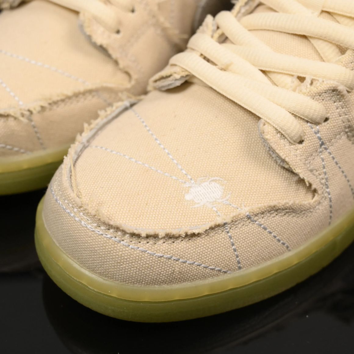 Dunk Low SB 'Mummy' DM0774-111