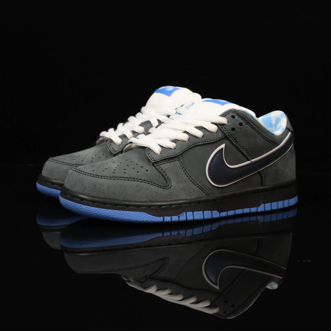 Dunk Low Premium SB 'Blue Lobster'