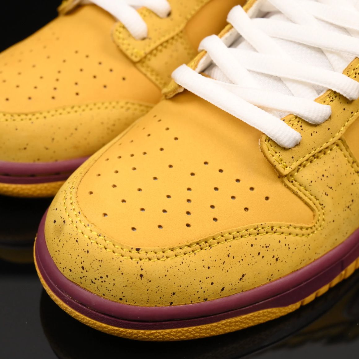 Dunk Premium SB Low“Yellow Lobster”