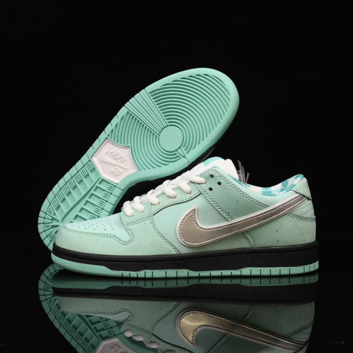 Concepts x SB Dunk Low 'Green Lobster' BV1310-337