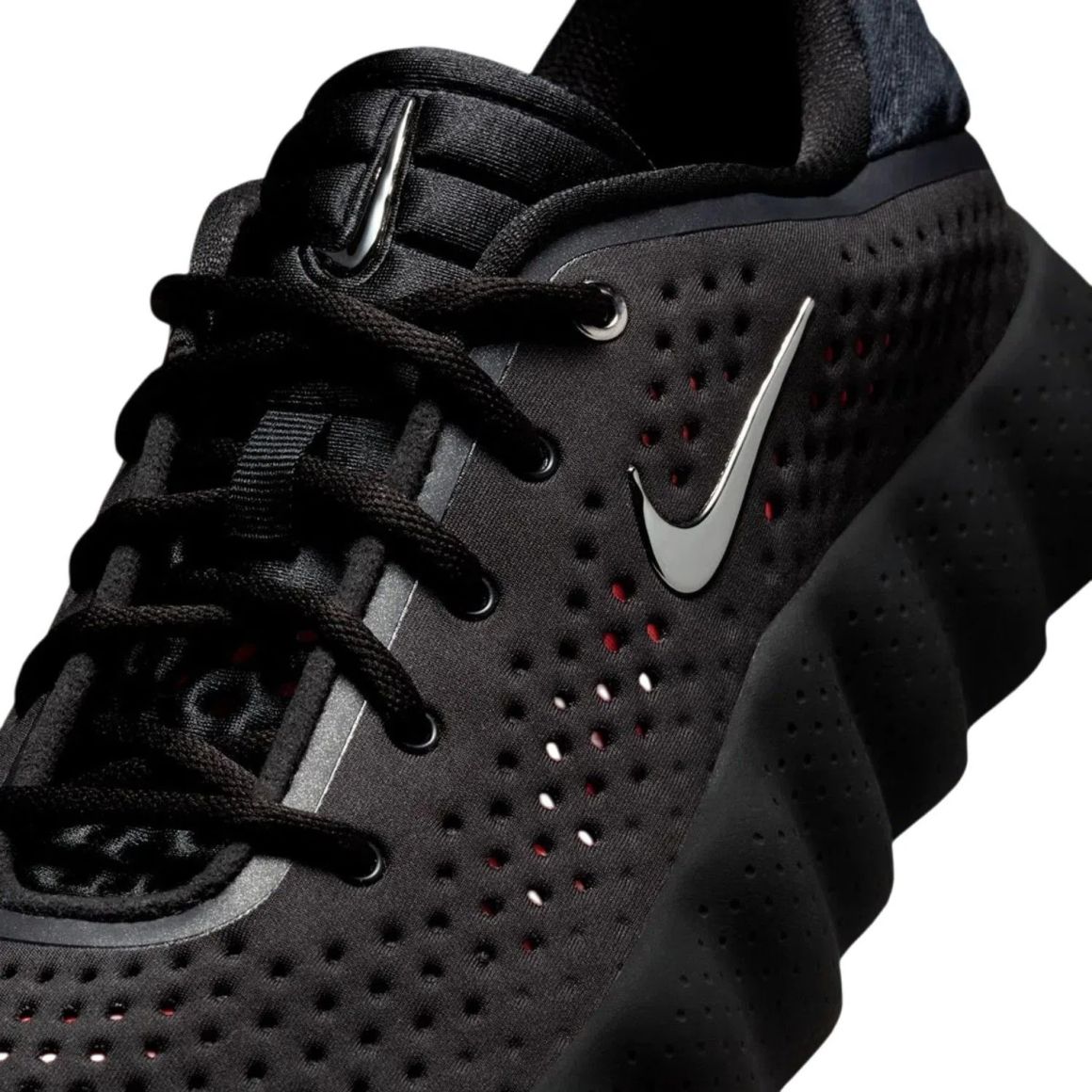 Mind 002 Lightweight Casual Everyday Walking Shoes - Black Hyper Crimson