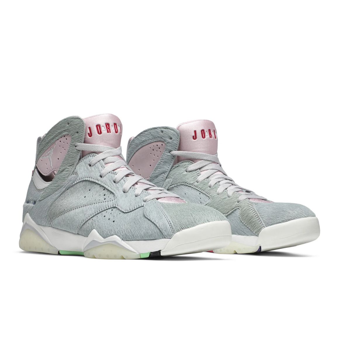 Jordan 7 Retro Neutral Grey - Classic Retro Basketball Sneakers - Grey Camo / Dark Grey / White