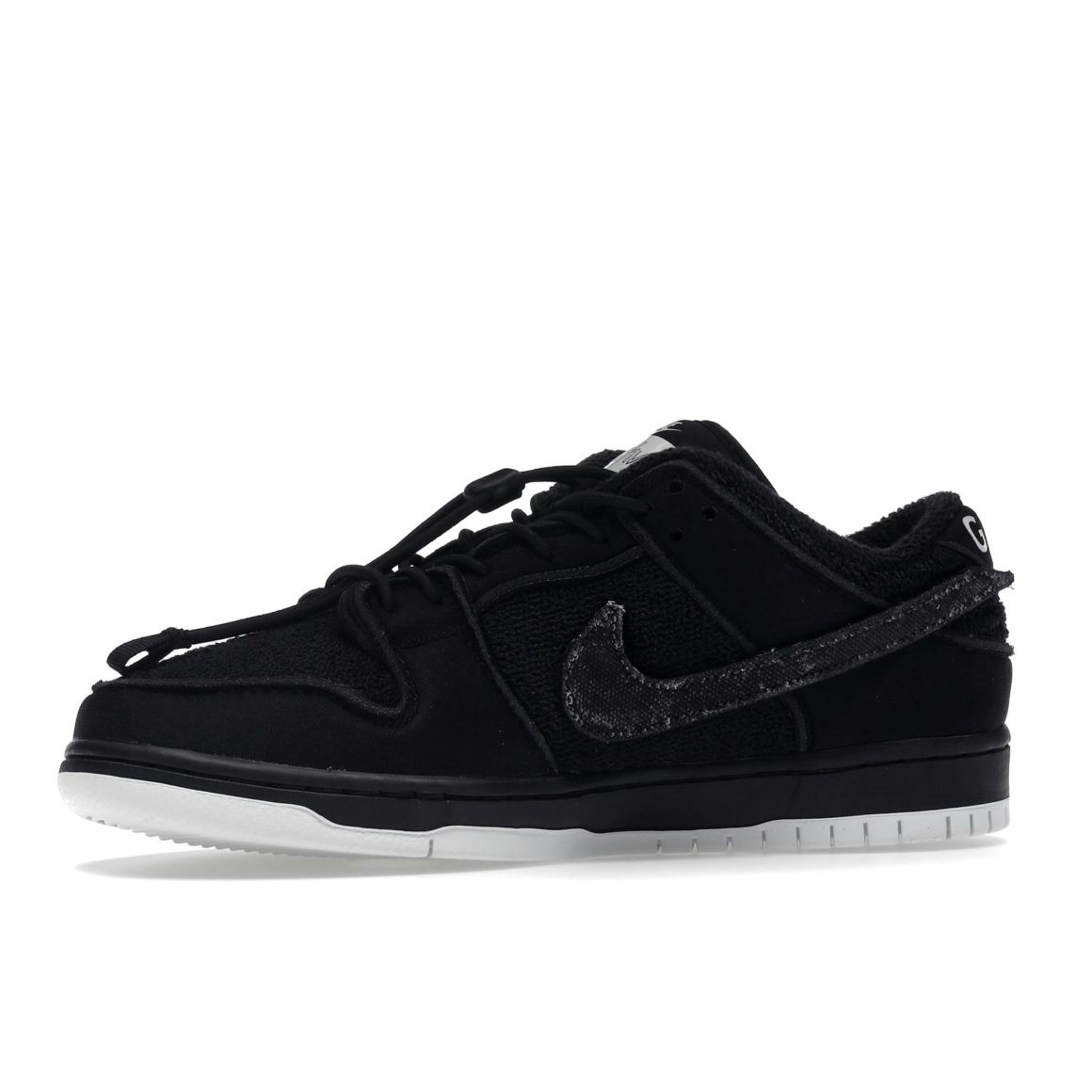 SB Dunk Low Gnarhunters DH7756-010