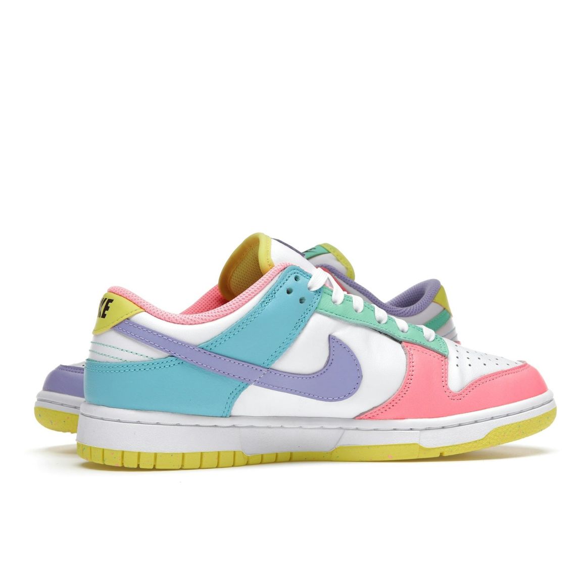 Dunk Low SE Easter Candy Women’s Sneakers DD1872-100