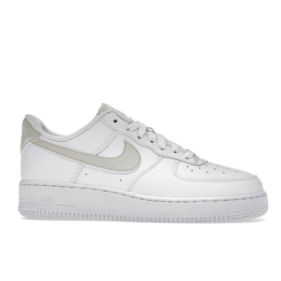Air Force 1 ’07 Low Light Orewood Brown Women’s DN1430-101