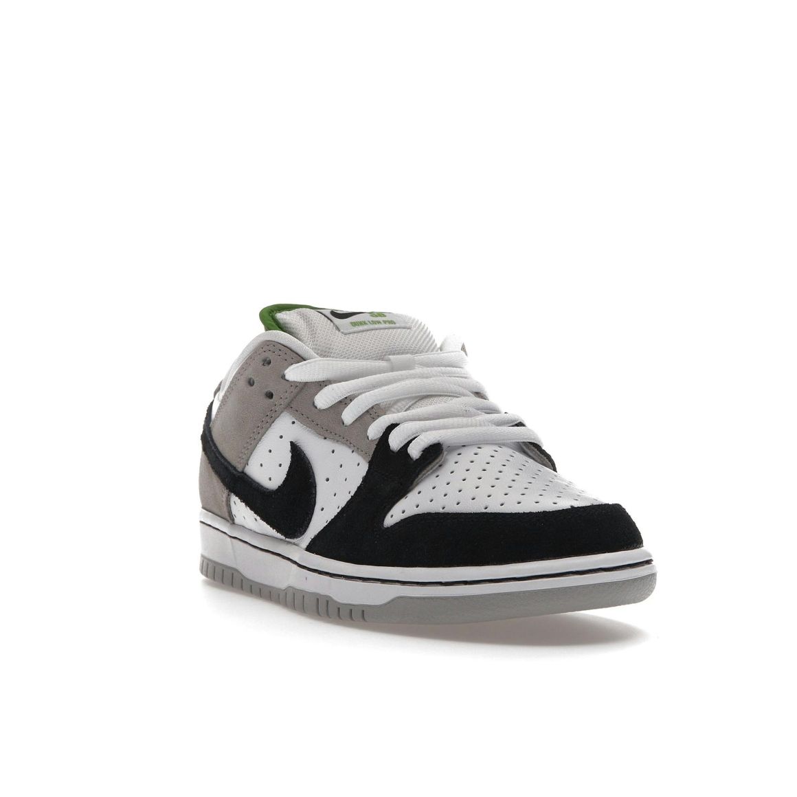 SB Dunk Low Chlorophyll BQ6817-011 Sneakers
