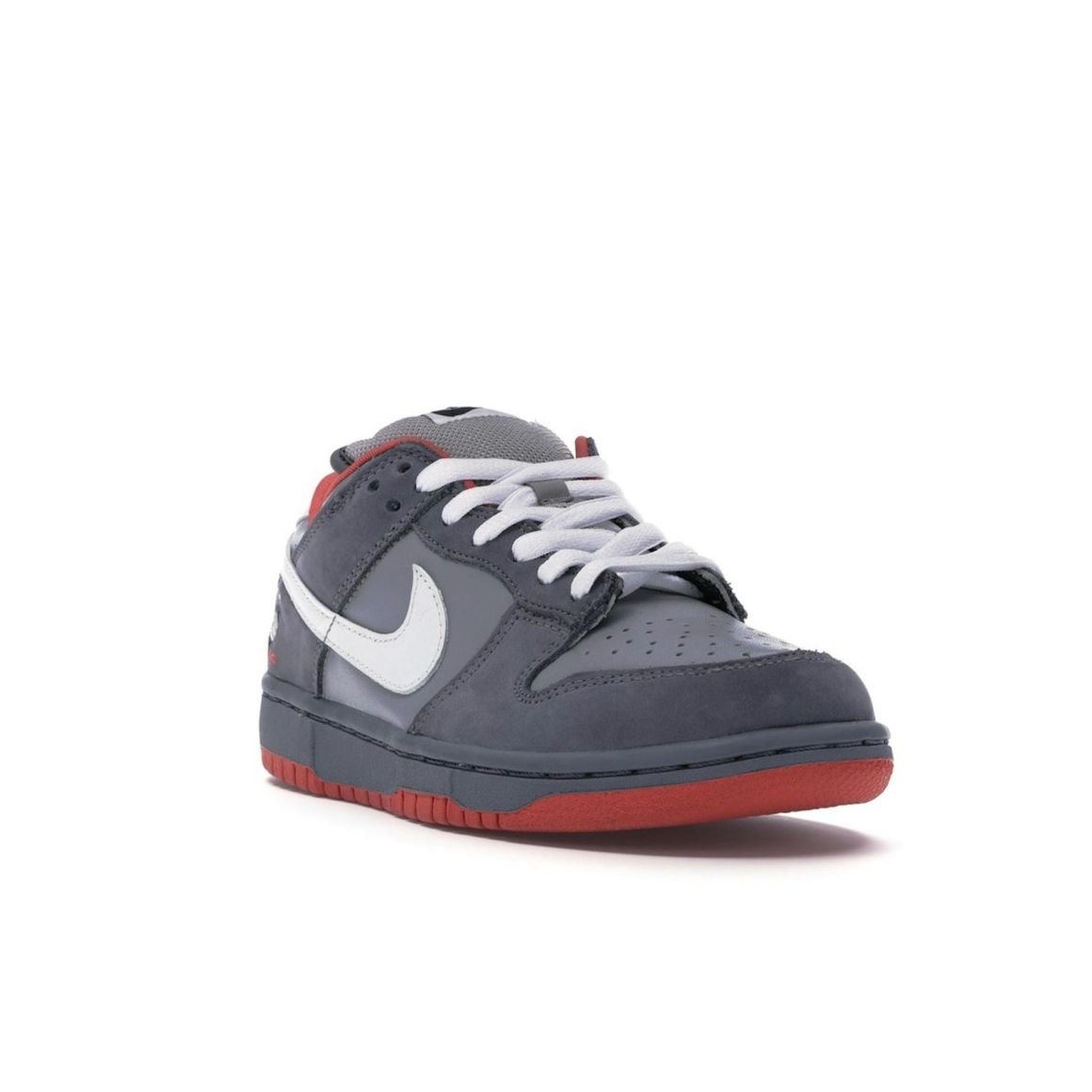 SB Dunk Low Staple NYC Pigeon Grey 304292-011