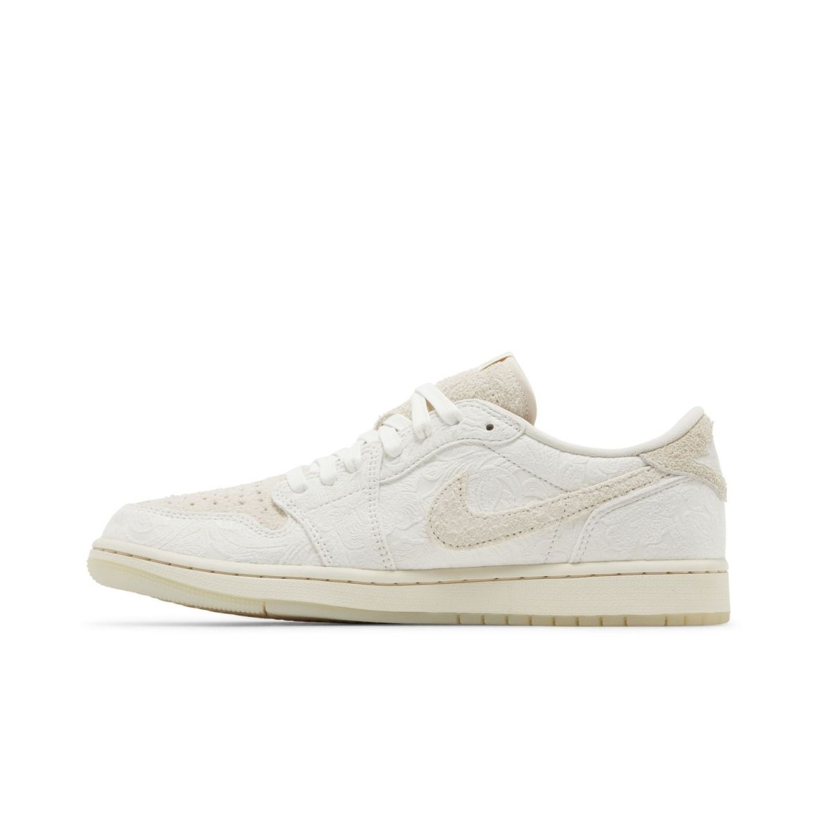 Jordan 1 Retro Low OG Chris Paul Sneakers – FZ0455-200 – Light Cream/Sail