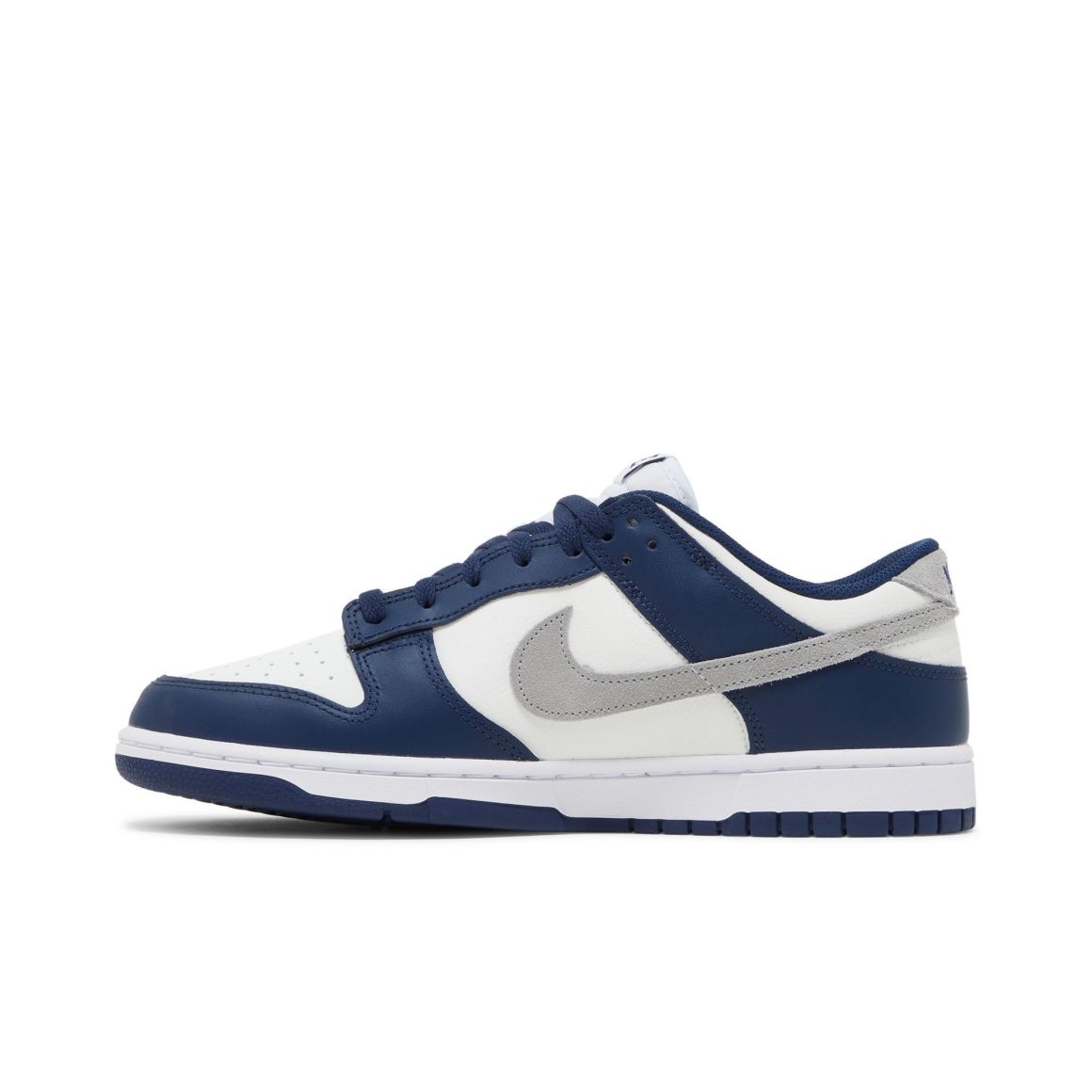 Dunk Low Summit White Midnight Navy Sneakers – FD9749-400