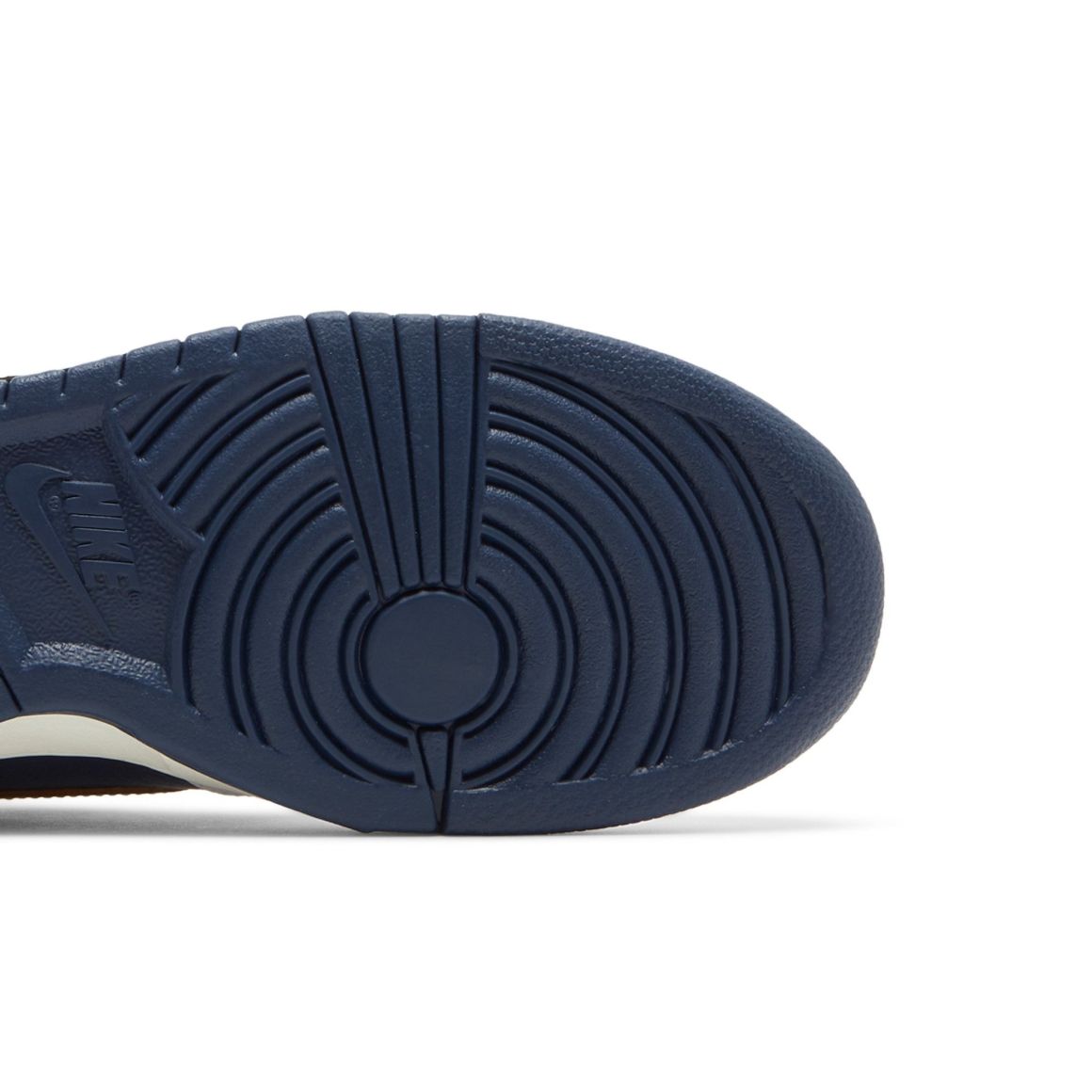 SB Dunk Low HUF New York City Sneakers – FD8775-100 – White/Navy Blue