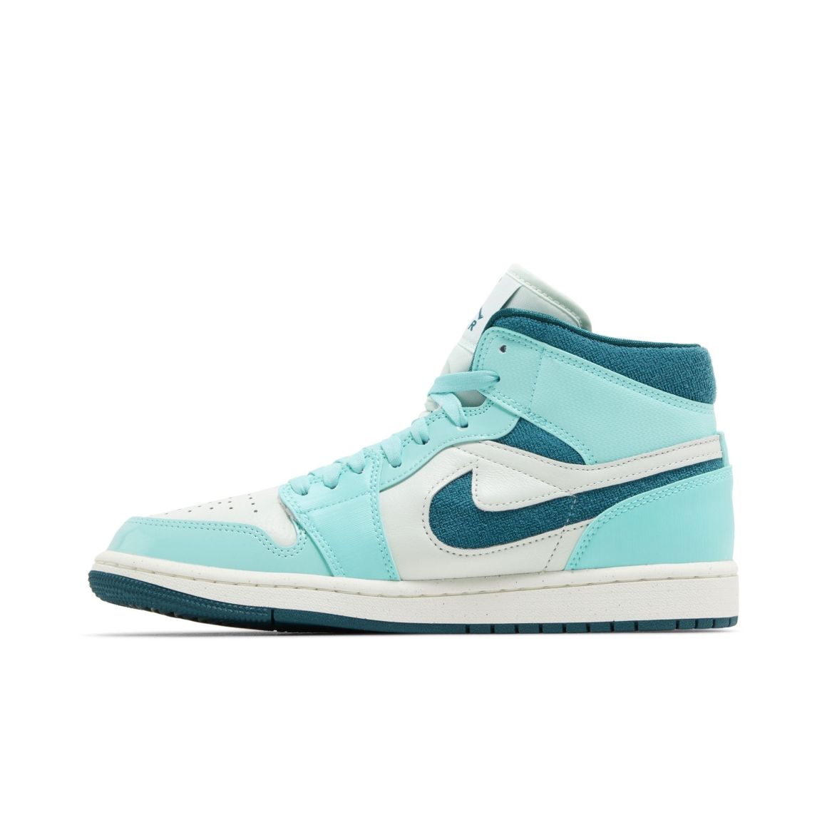 Jordan 1 Mid Chenille Bleached Turquoise Women’s Shoe – DZ3745-300