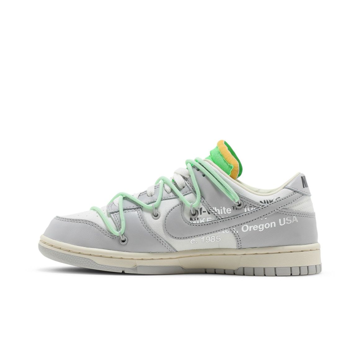 Dunk Low Off-White Lot 7 Sneakers – DM1602-108