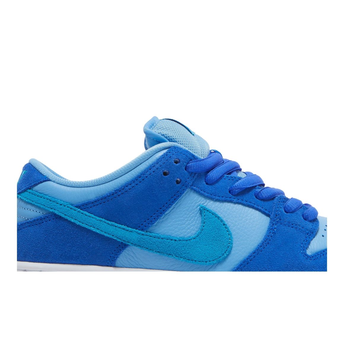 SB Dunk Low Blue Raspberry Sneakers – DM0807-400