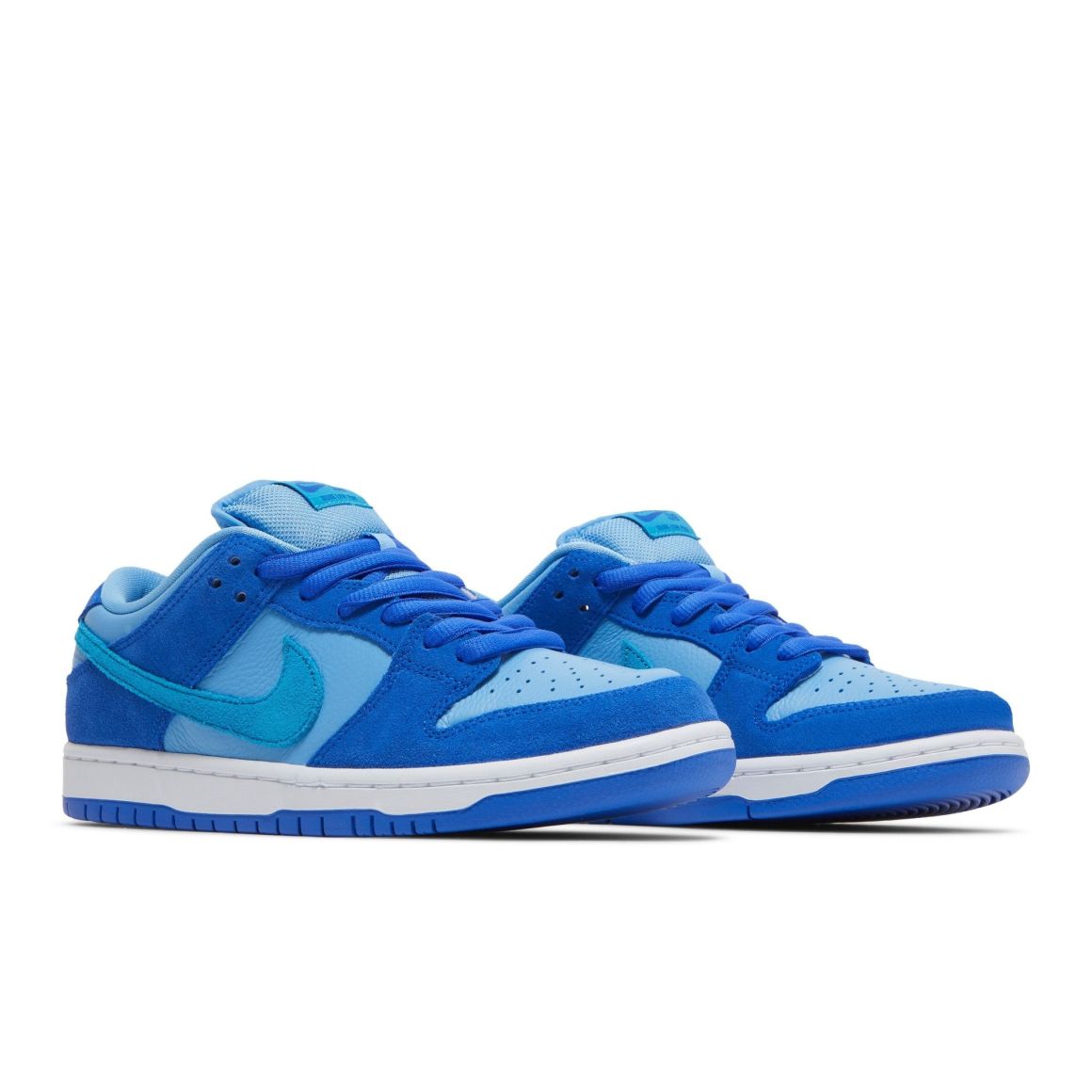 SB Dunk Low Blue Raspberry Sneakers – DM0807-400