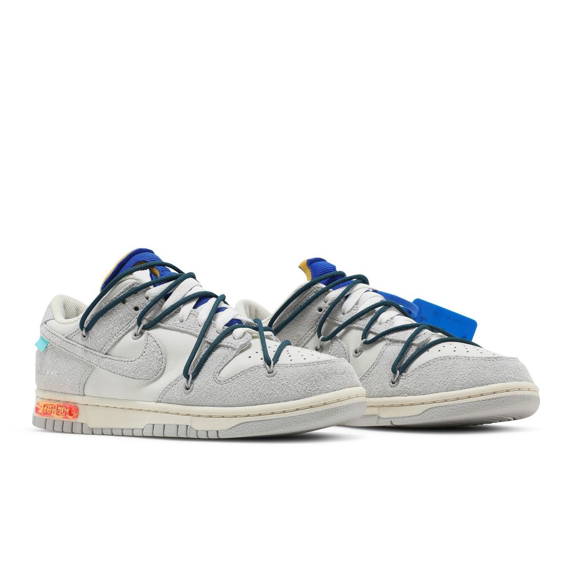 Dunk Low Off-White Lot 16 Sneakers – DJ0950-111