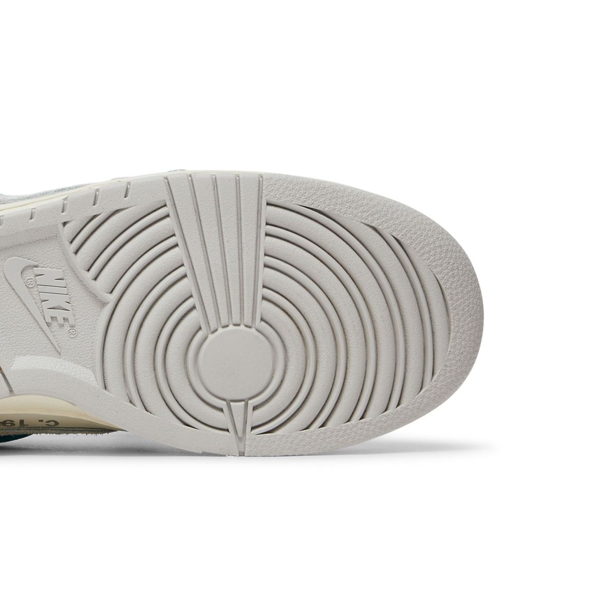 Dunk Low Off-White Lot 36 Sneakers – DJ0950-107