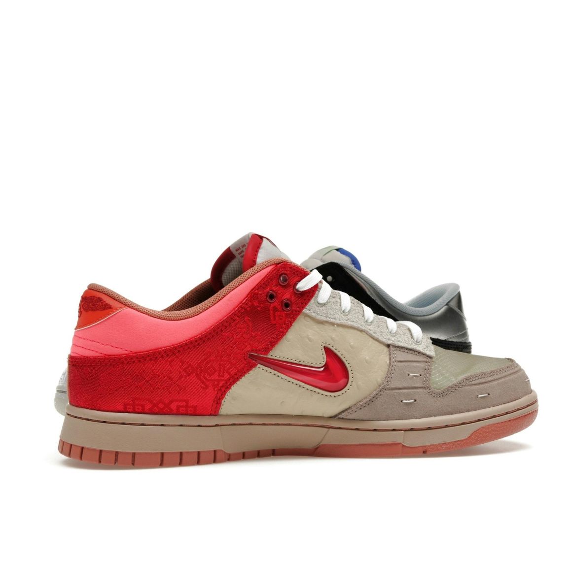 Dunk Low SP What The CLOT Multi-Color FN0316-999