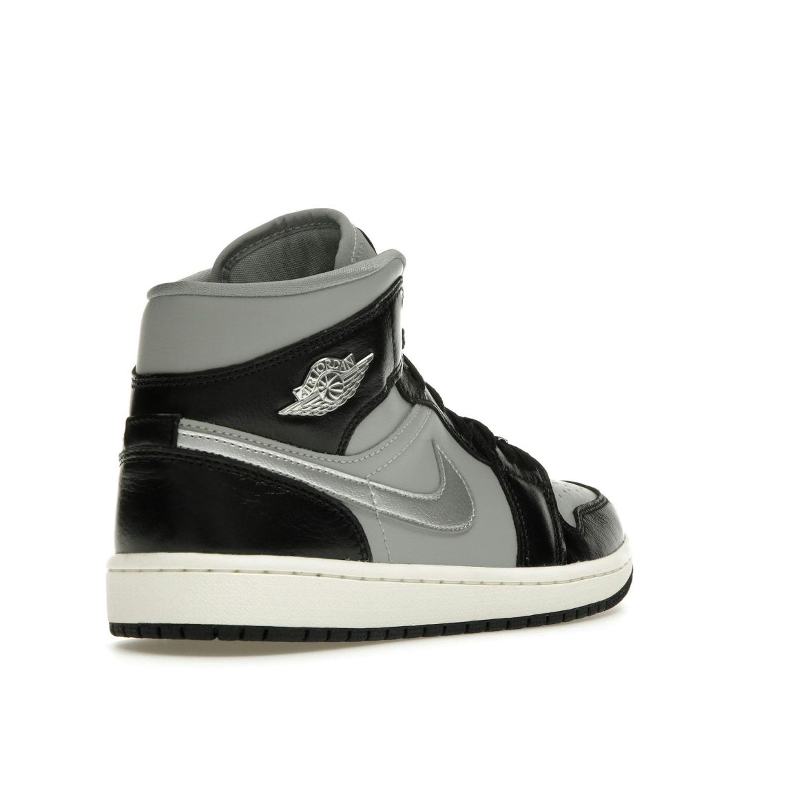 Jordan 1 Mid SE Black Metallic Silver Women’s FB9892-002
