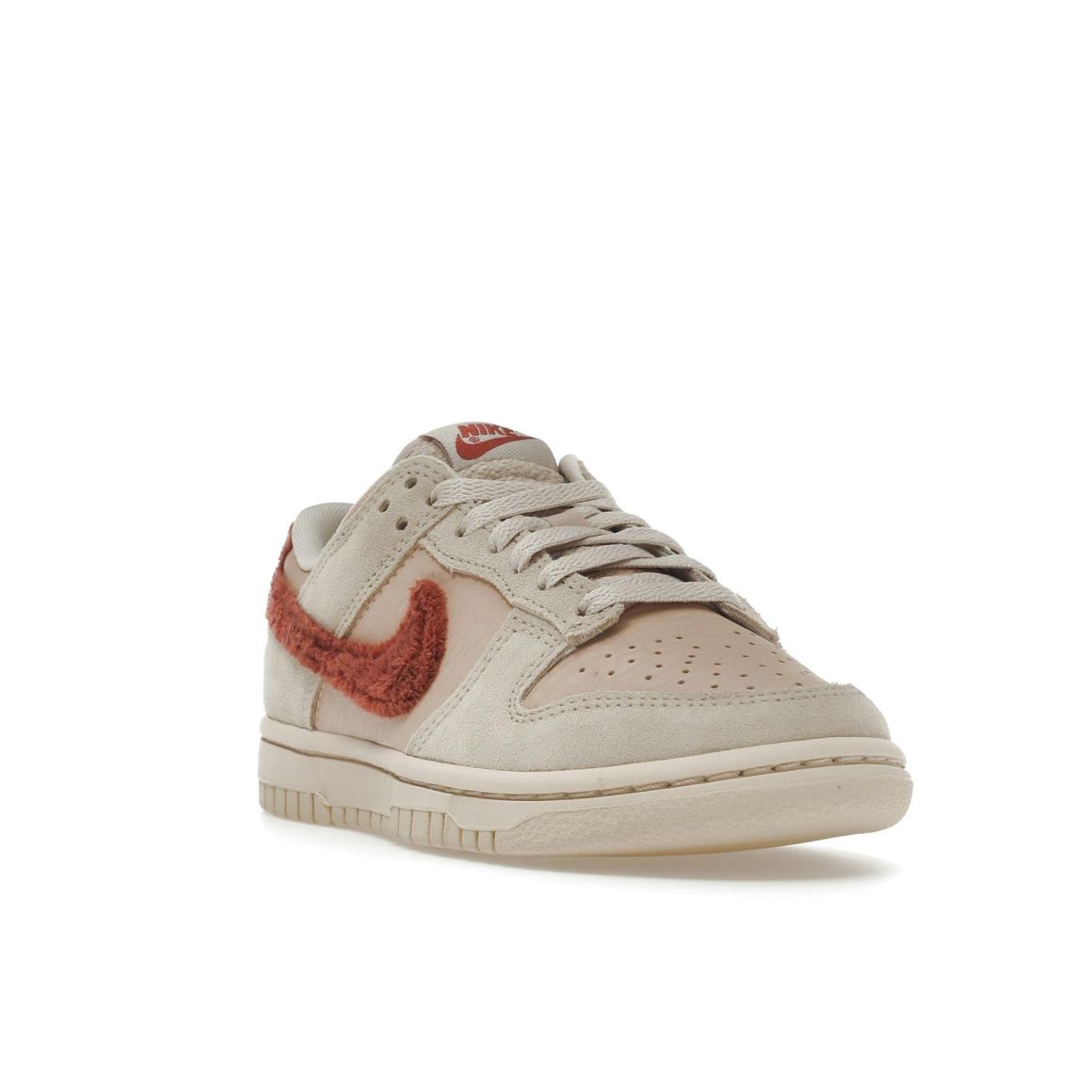 Dunk Low Terry Swoosh Women’s DZ4706-200 Sneakers
