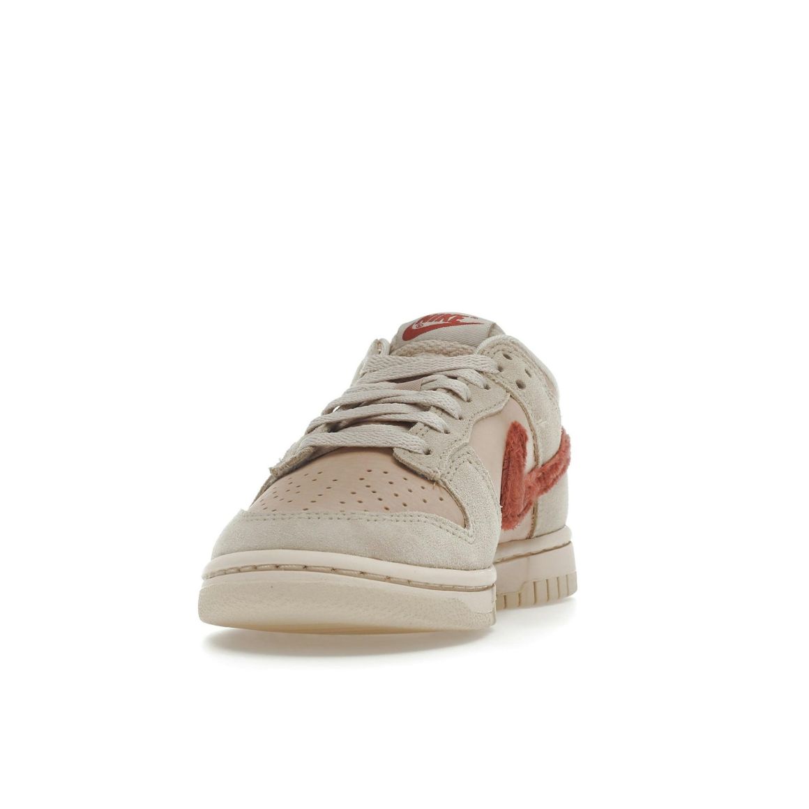 Dunk Low Terry Swoosh Women’s DZ4706-200 Sneakers
