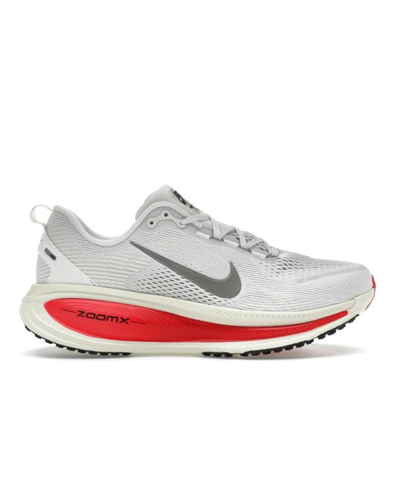 Vomero 18 Platinum Tint Red Running Shoes HM6803-001