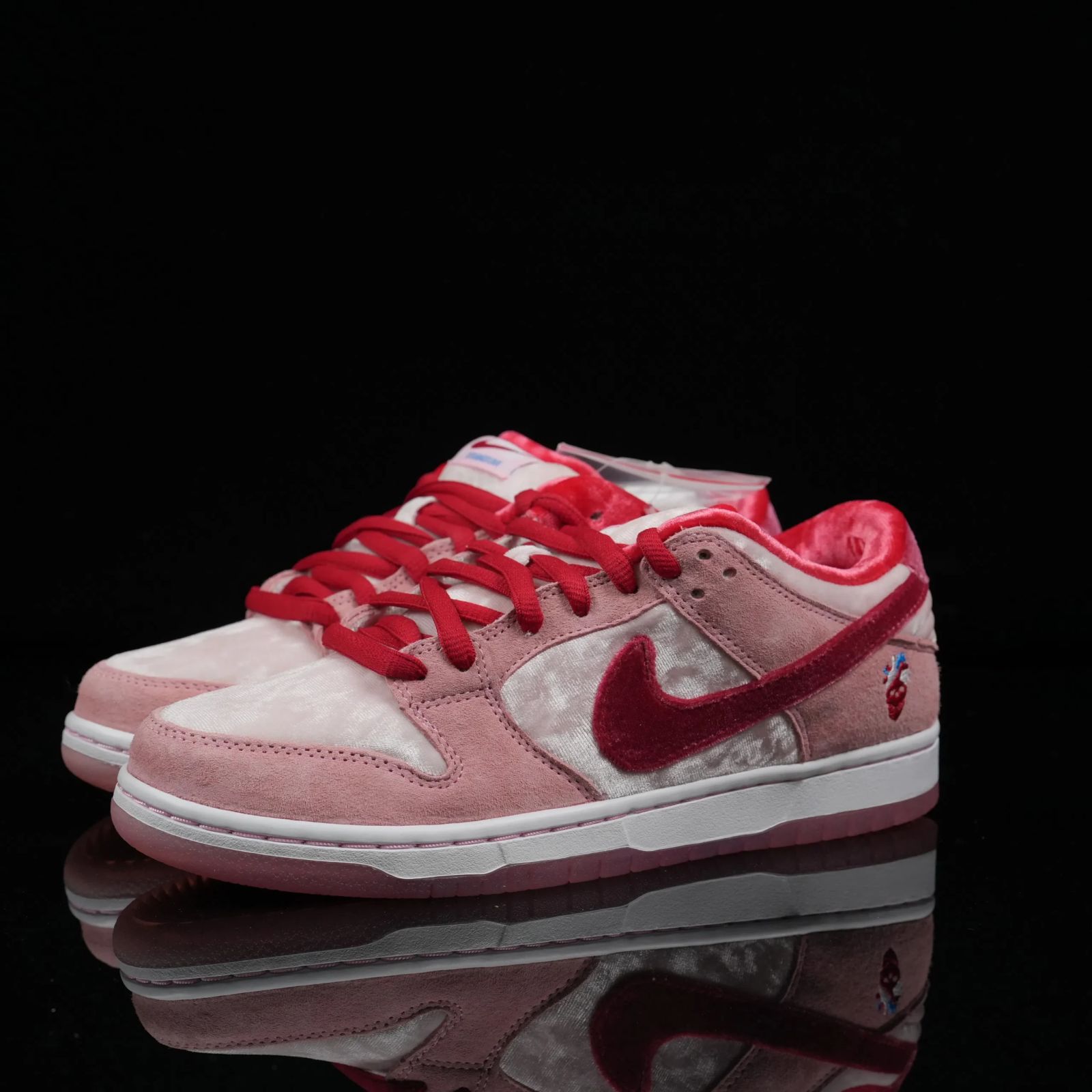StrangeLove x Dunk Low SB 'Valentine's Day' CT2552-800