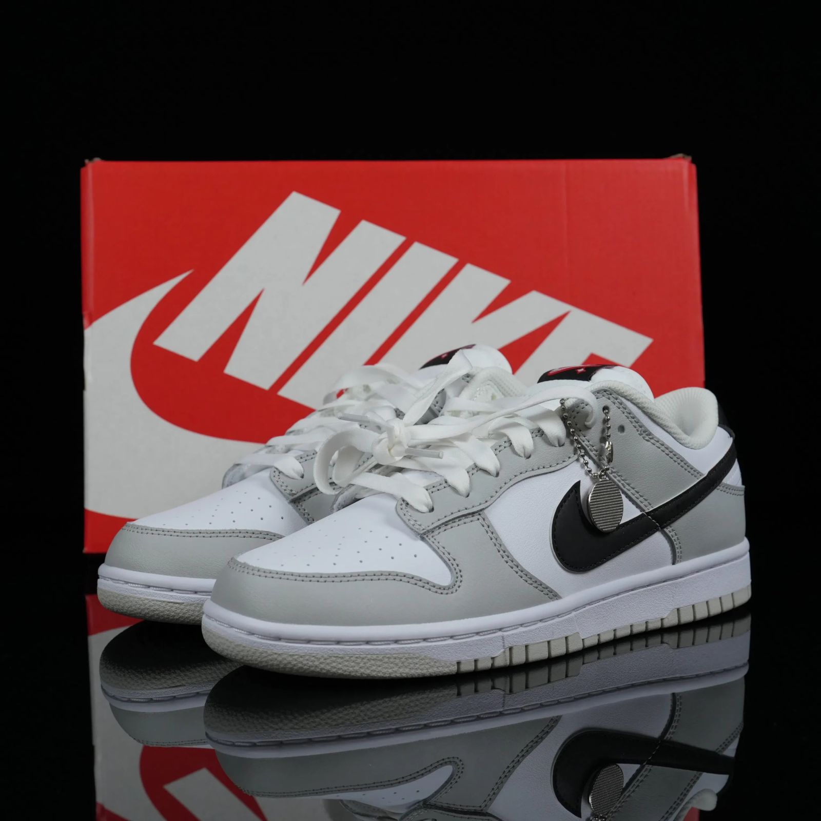 Dunk Low SE 'Lottery Pack - Grey Fog' DR9654-001