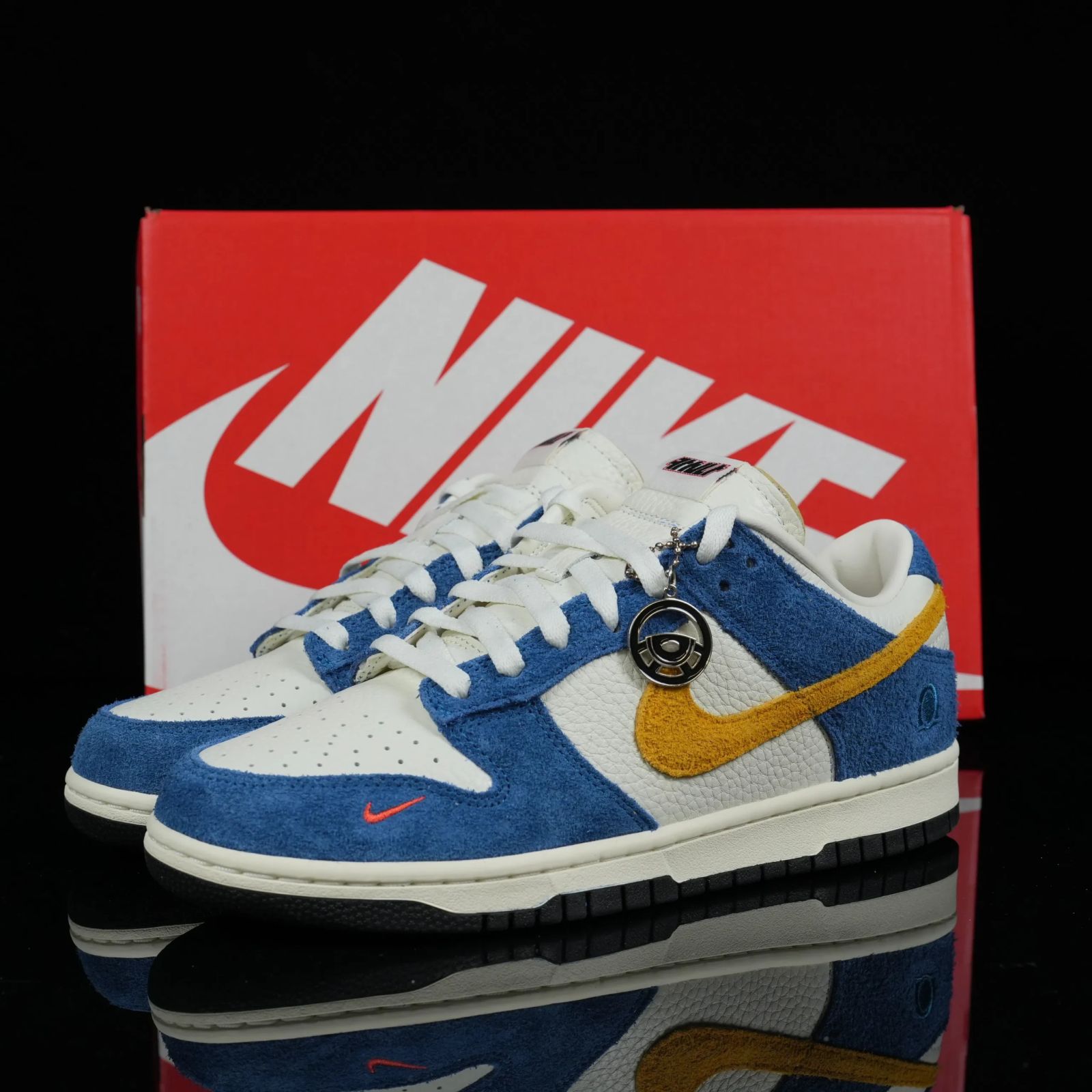 Kasina x Dunk Low '80s Bus' CZ6501-100