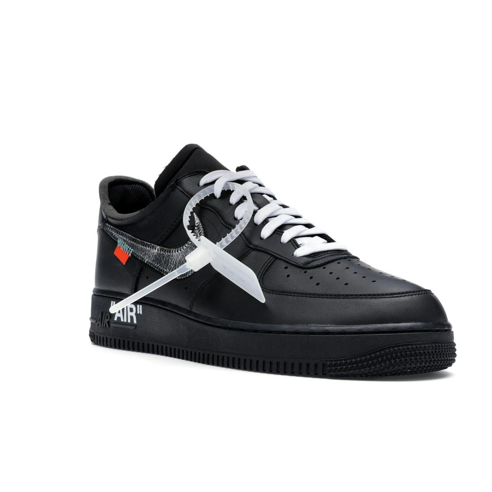 Air Force 1 Low 07 'Off White' Moma - Exclusive Low Top Sneakers - White / Black / University Red