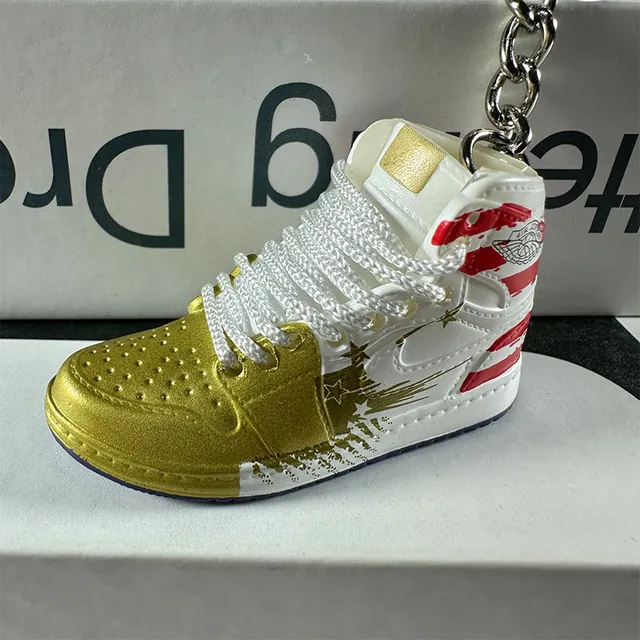 Sneaker keychain example design 01