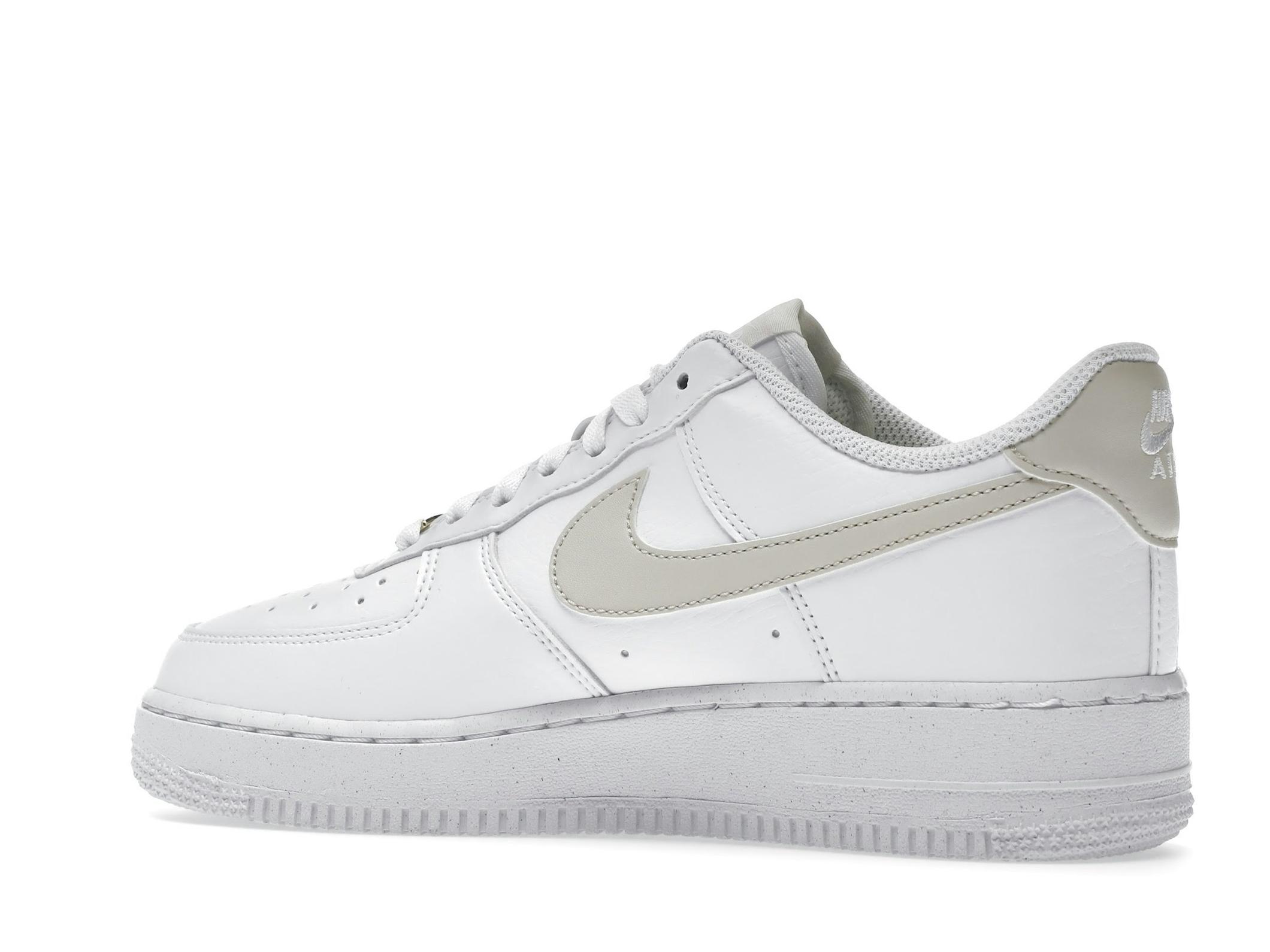 Air Force 1 ’07 Low Light Orewood Brown Women’s DN1430-101 - Image 6