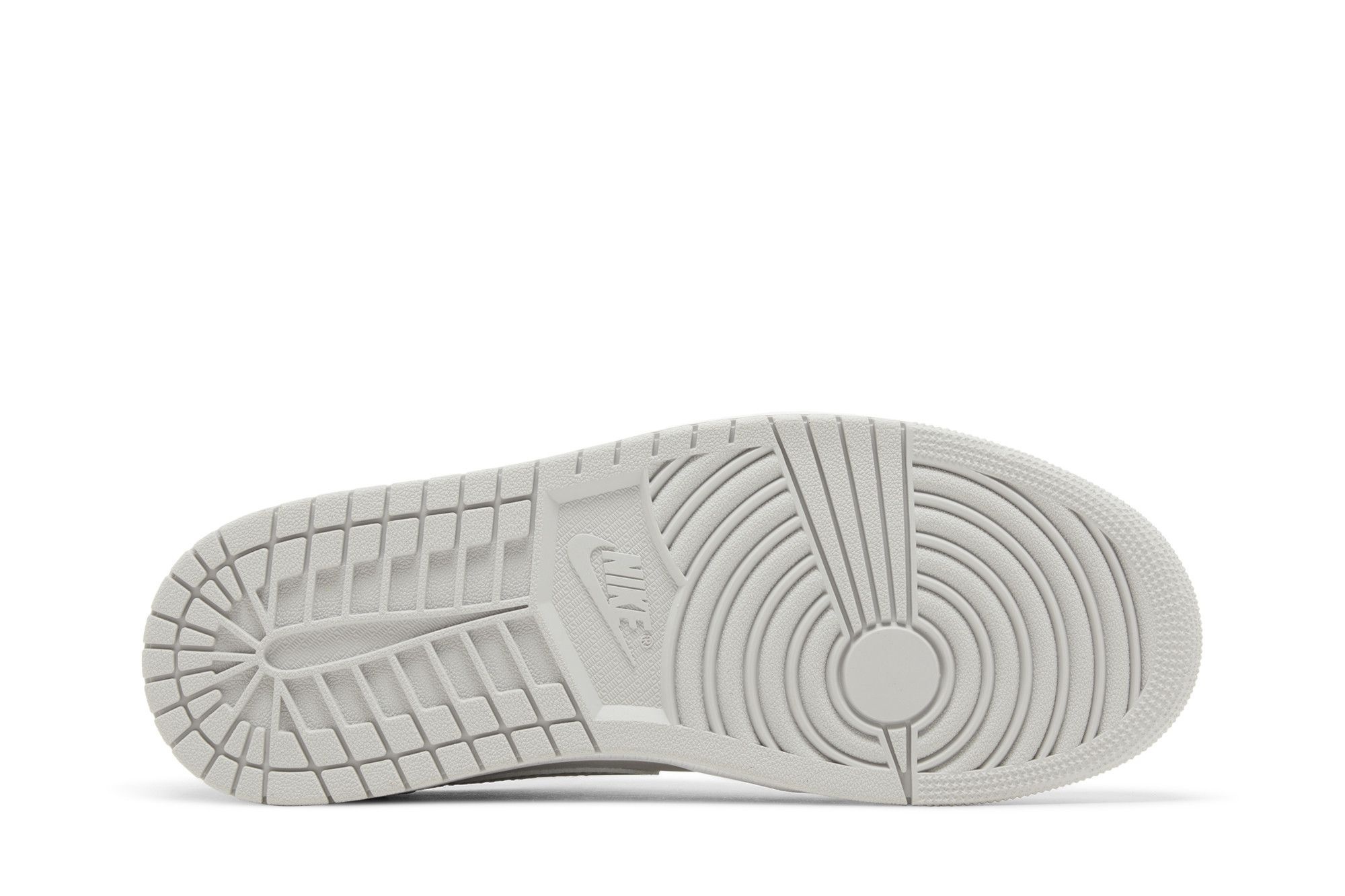 Jordan 1 Low OG Metallic Silver Sneakers – CZ0790-002 - Image 4