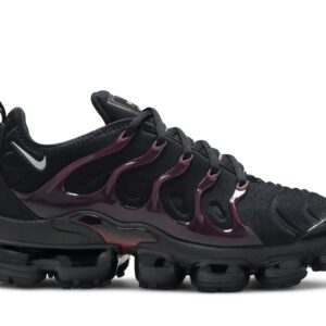 Air VaporMax Plus Black Noble Red Sneakers – 924453-021