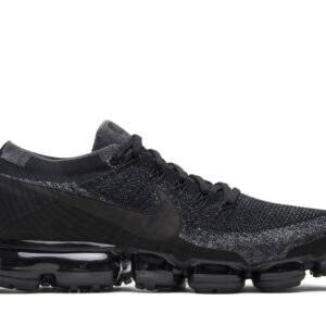 Air VaporMax Triple Black Sneakers – 899473-003