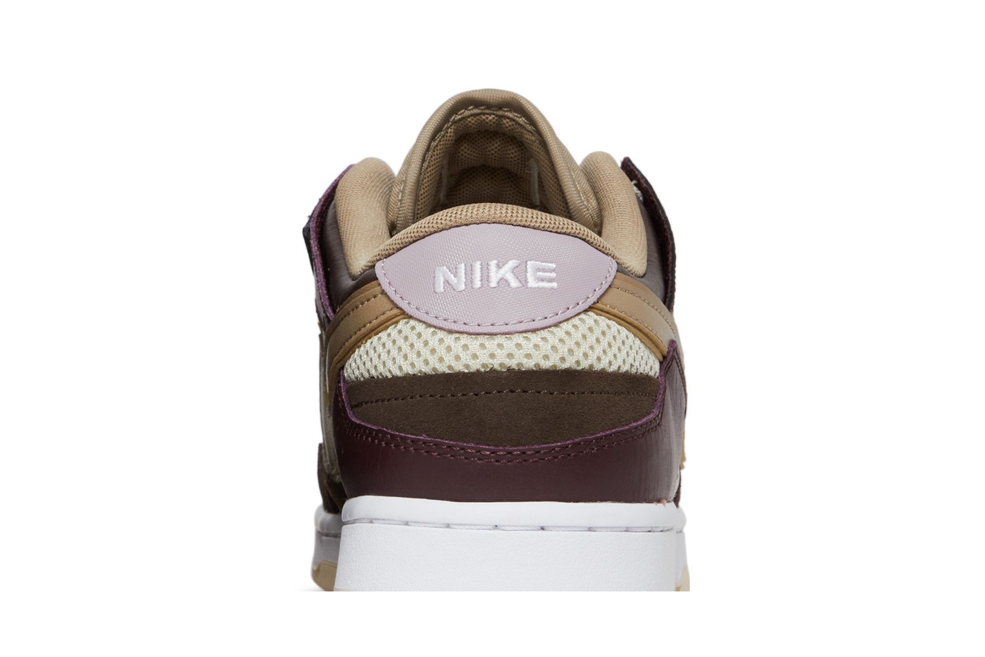 Dunk Low Scrap Latte Sneakers – DH7450-100 - Image 7
