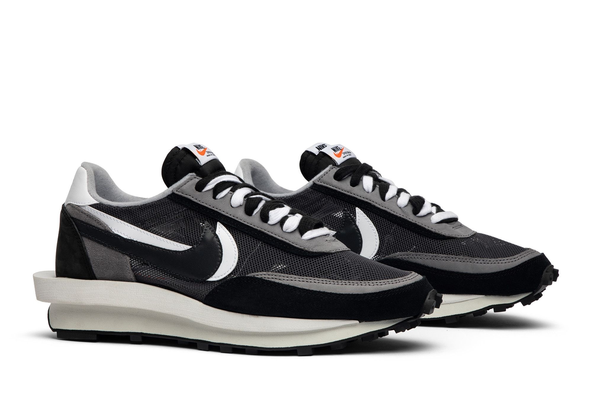 LD Waffle Sacai Black Sneakers – BV0073-001 - Image 8