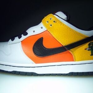 SB Dunk Low Raygun Home Sneakers – 304292-802