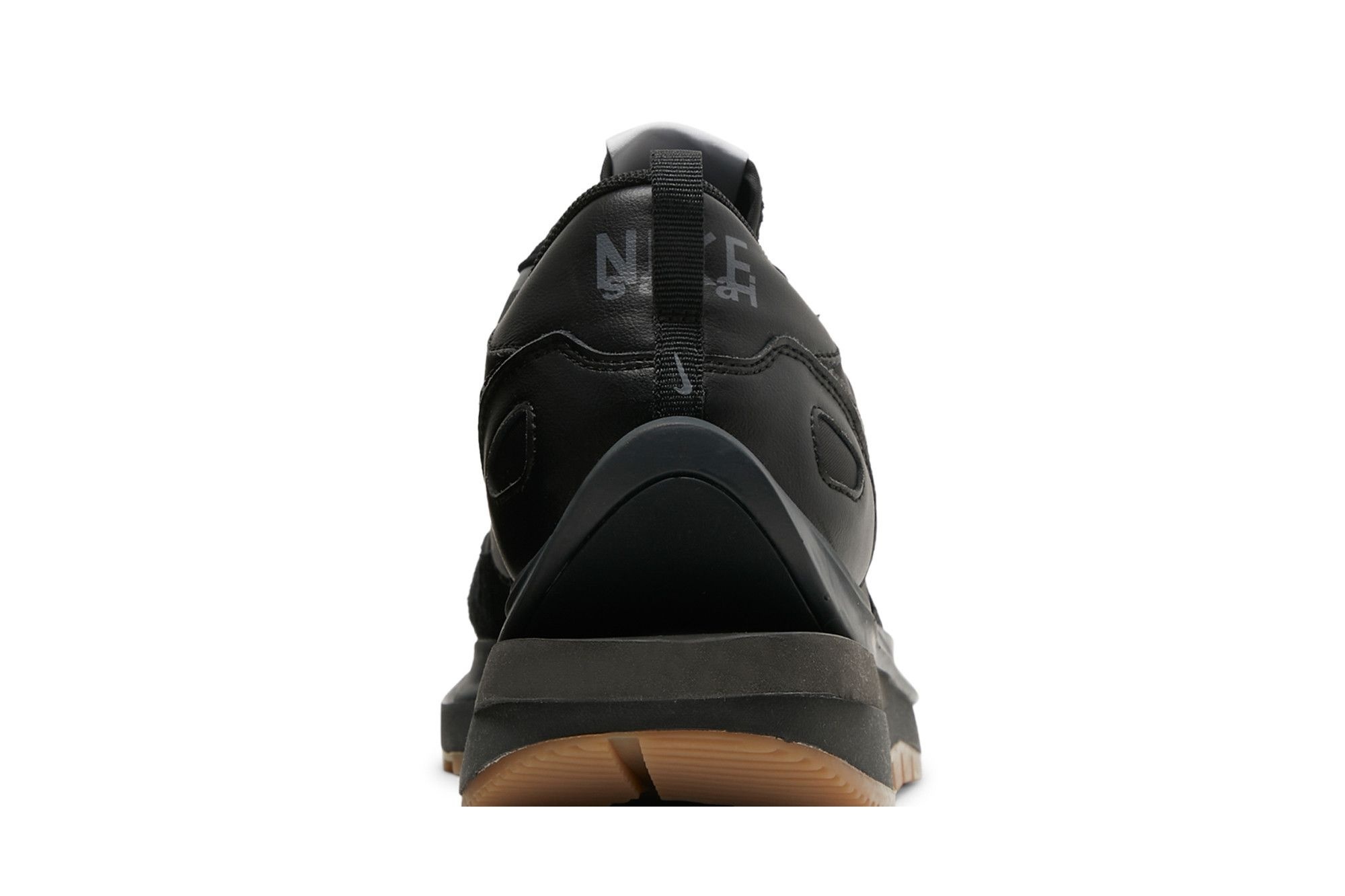 Vaporwaffle Sacai Black Gum Sneakers – DD1875-001 - Image 7