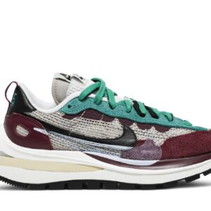 Vaporwaffle Sacai Sneakers – Villain Red/Neptune Green – DD3035-200