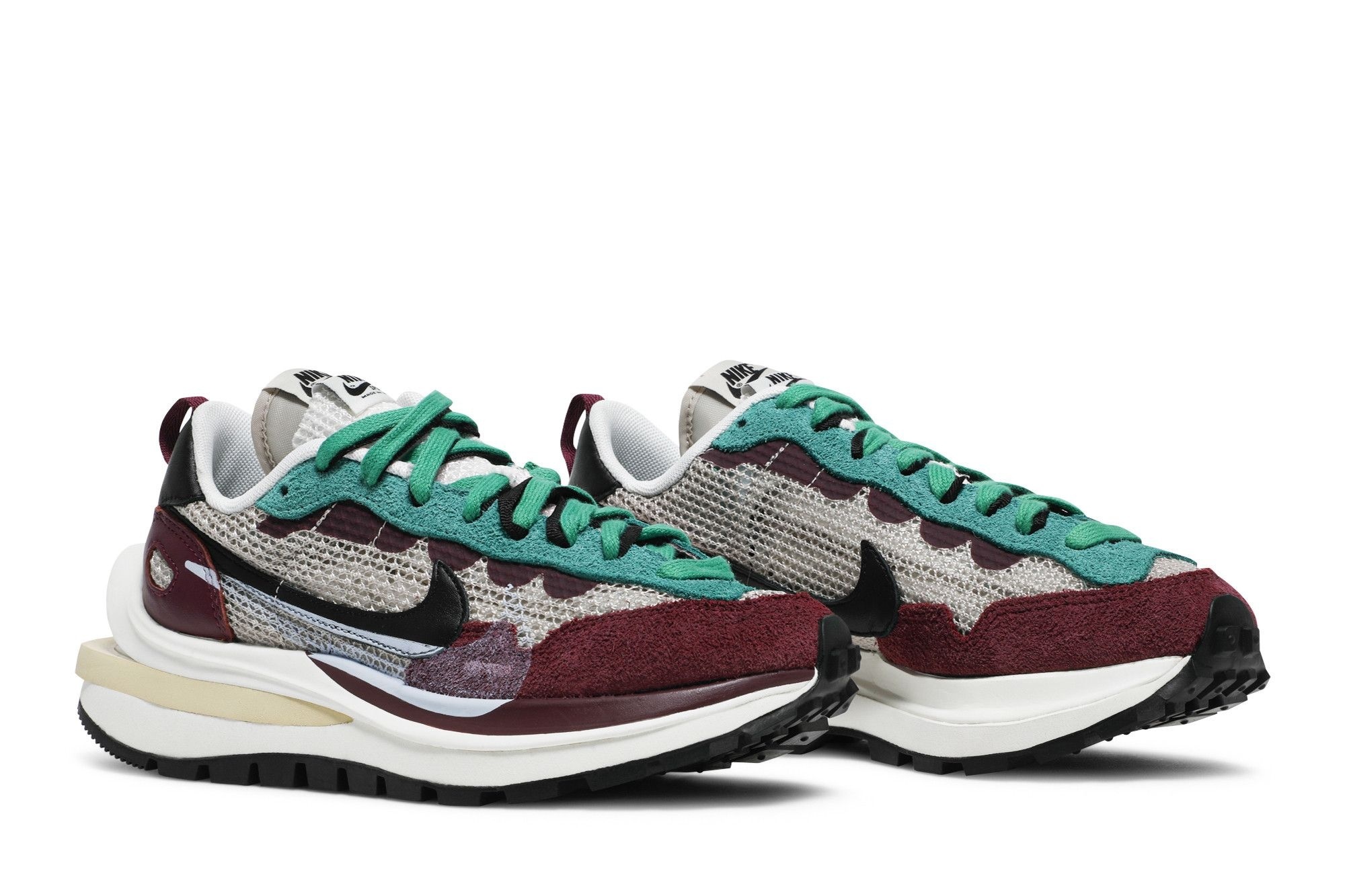 Vaporwaffle Sacai Sneakers – Villain Red/Neptune Green – DD3035-200 - Image 8