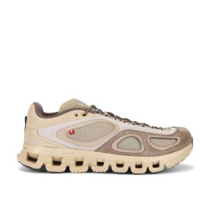 x FKA Twigs Cloud x Sneaker On - Desert