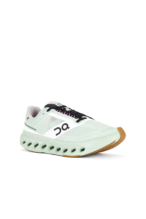 Cloudsurfer Next Z5 Sneakers On - Mineral & Almond - Image 4