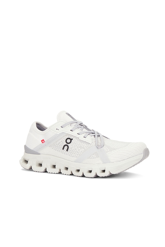 Cloud X 4 Ad Sneaker On - Wolf & Alloy - Image 4