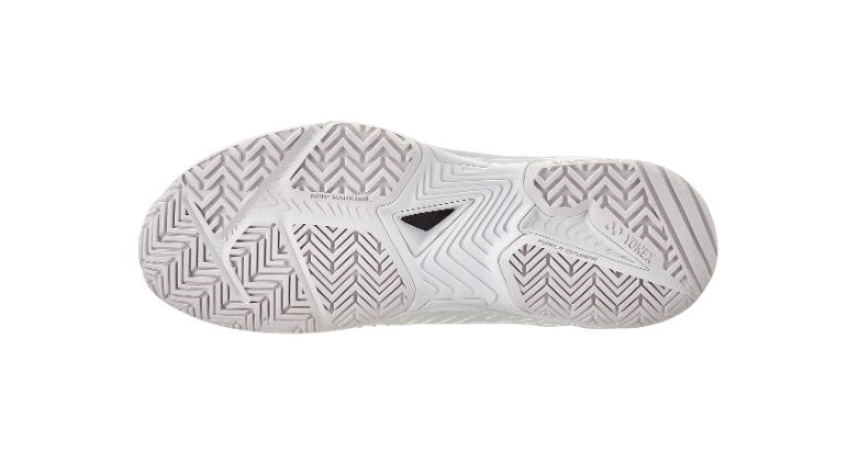 Power Cushion Sonicage 3 in White/Silver - YONEX-POWER-CUSHION-SONICAGE-3-WOMENS-TENNIS-SHOES-IN-WHITE-SILVER - Image 5